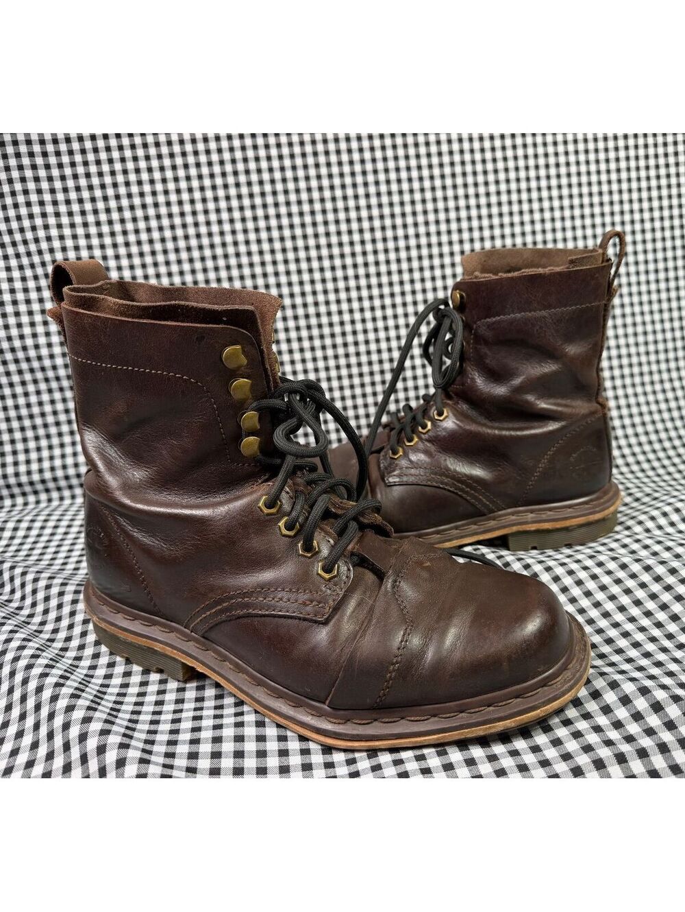 Dr. Martens Pier Boots Mens 9 Brown Leather 9 Eye Cap Toe Combat Damaged Repair